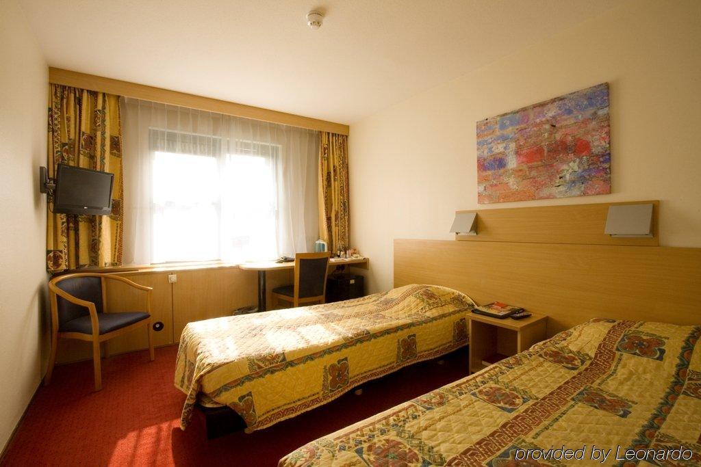 Bastion Hotel Heerlen Chambre photo